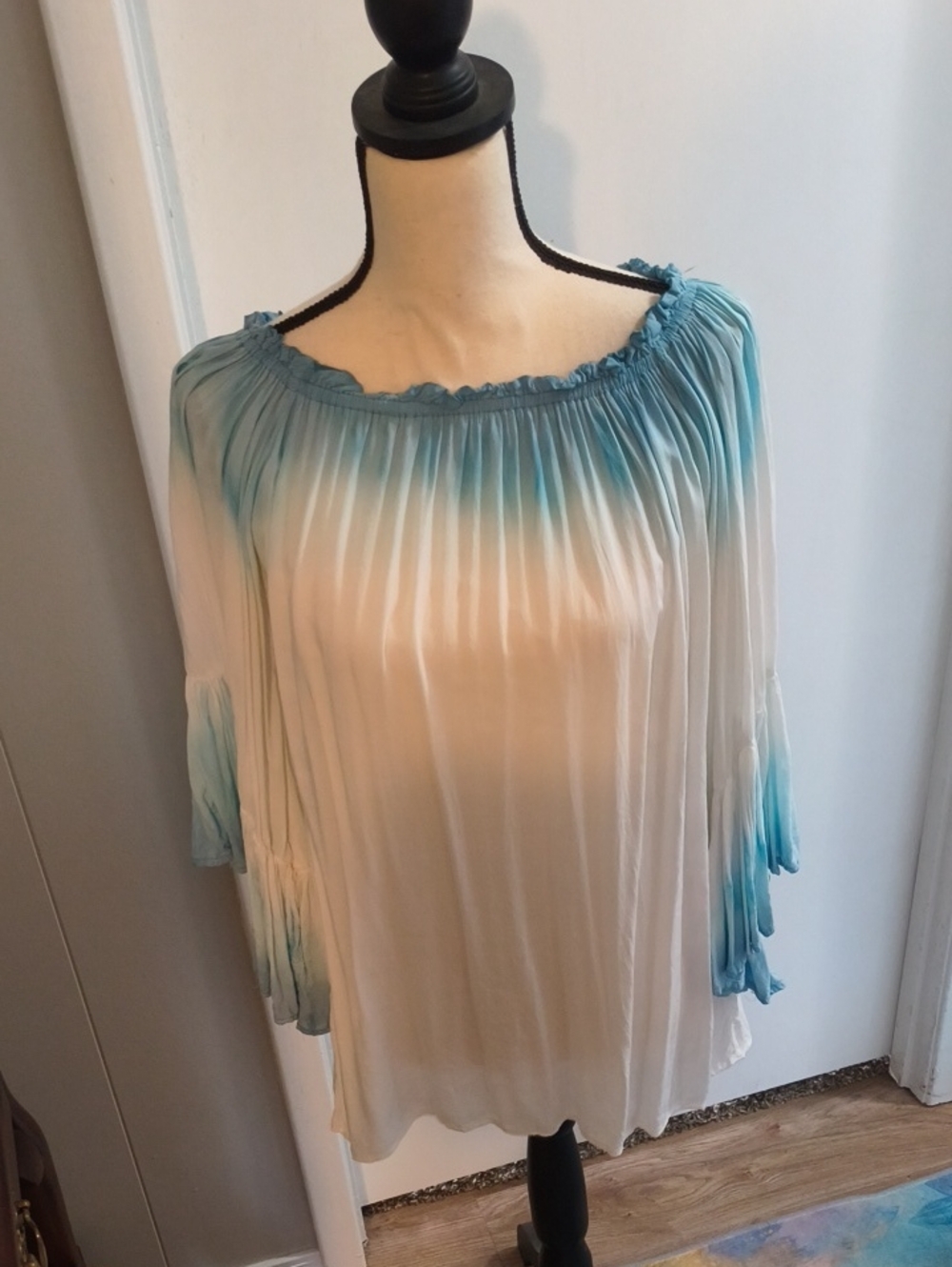 Elan White to Teal Ombre Pleated Off-Shoulder Tunic